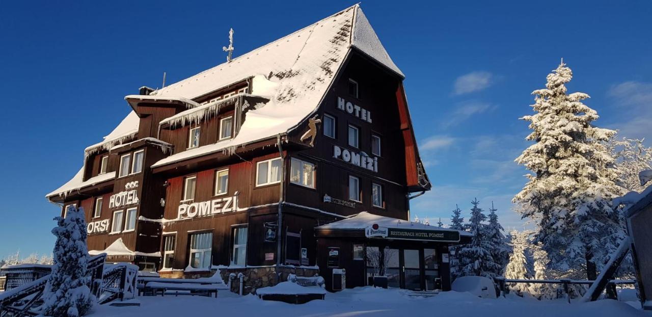 Hotel A Restaurace Pomezi Cínovec Εξωτερικό φωτογραφία